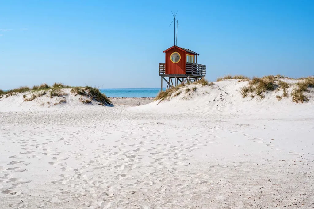 Strand och hav i Höllviken nära Höllviksnäs hotell och konferens