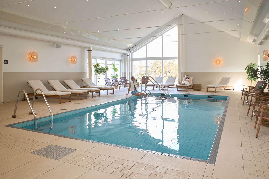 spa avdelning med poll på höllviksnäs